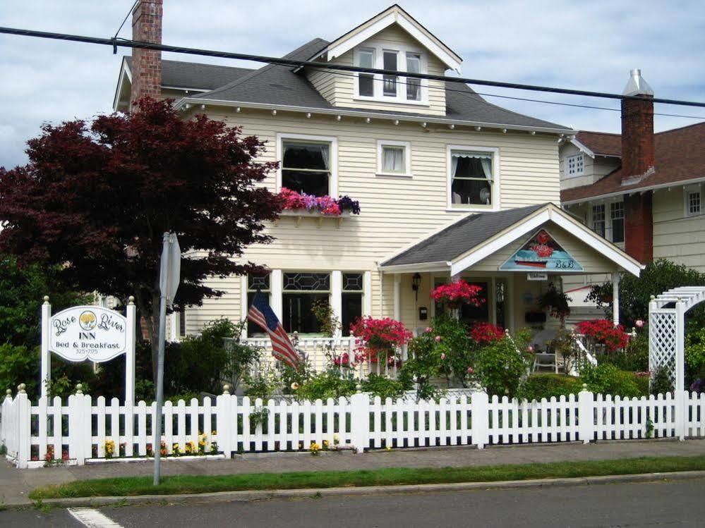 Rose River Inn B&B アストリア エクステリア 写真